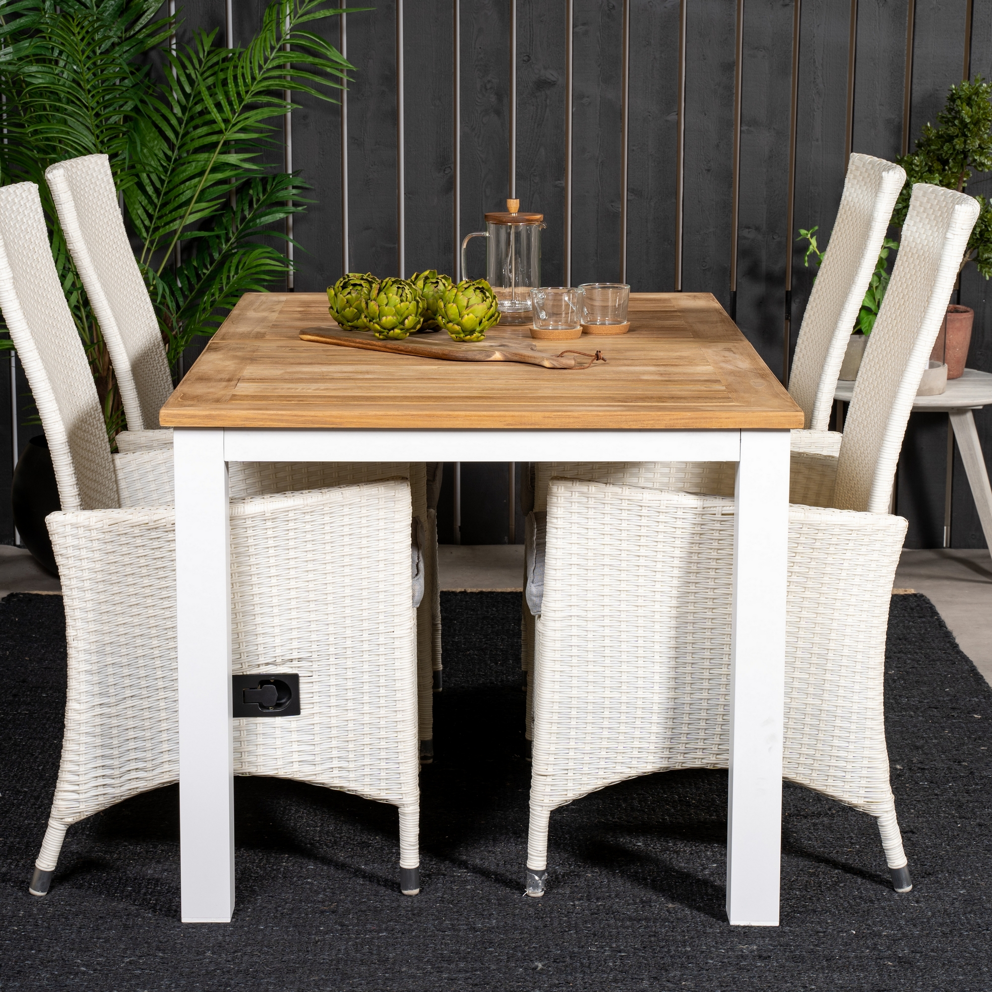 Matgrupp Venture Home Perla 152/210 med 4 Pishi Matstolar