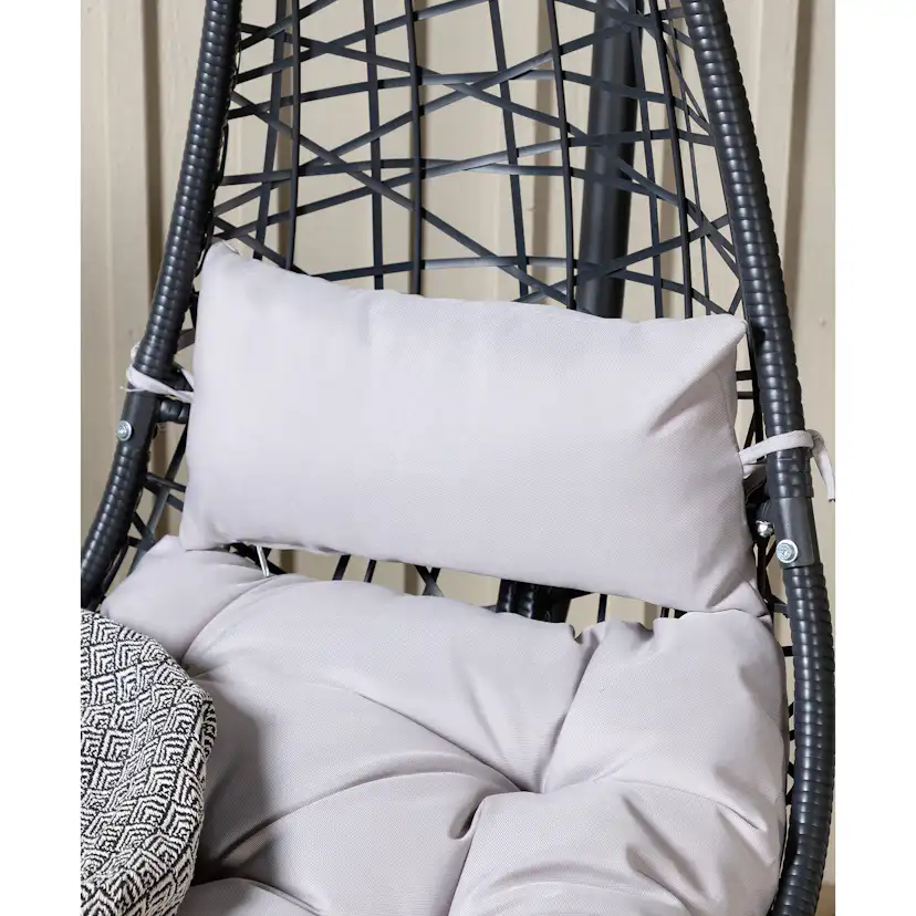 Edinburgh Hanging chair - Black frame/black wicker/grey cush Svart/Grå