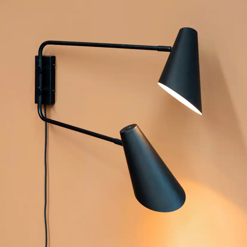 Vägglampa Dyberg Larsen Cale 2 Lampor