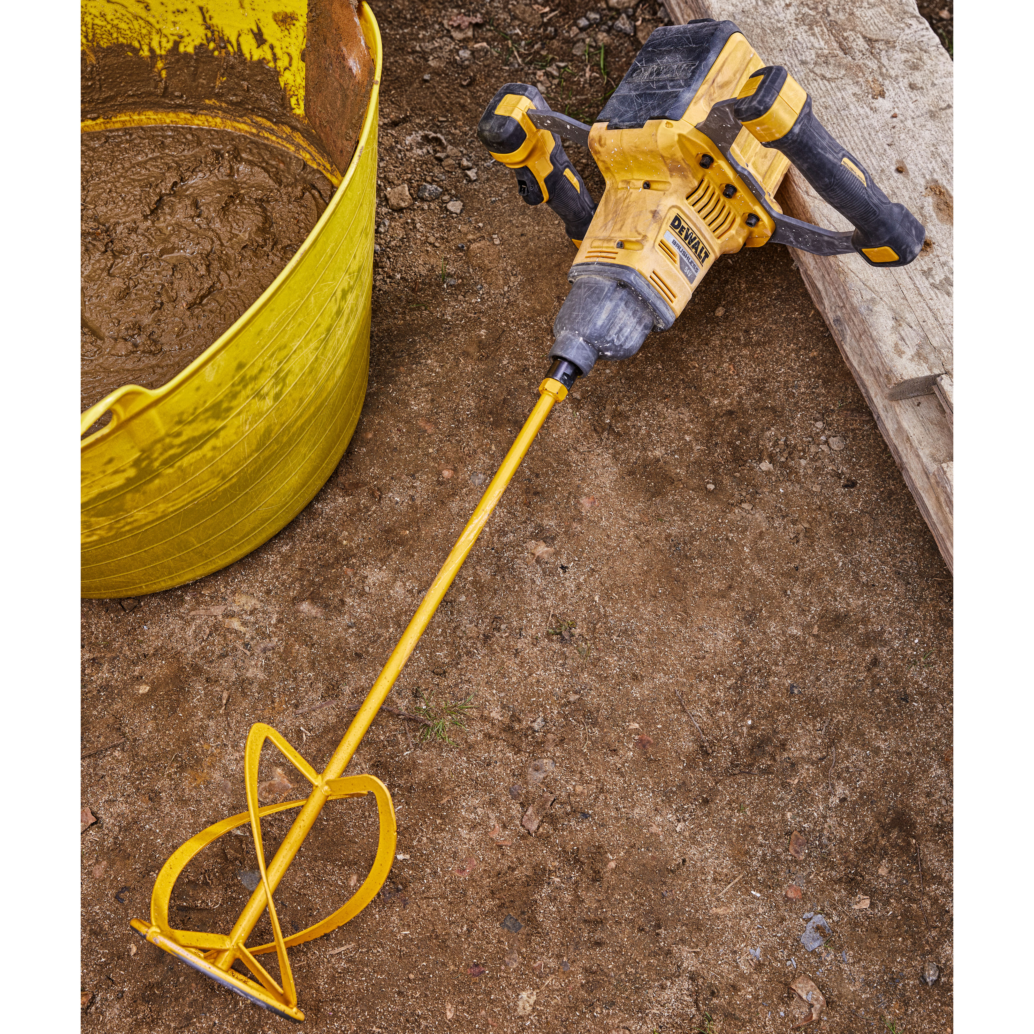 Maskinomrörare Dewalt DCD240X2-QW Med batteri och laddare 54 V