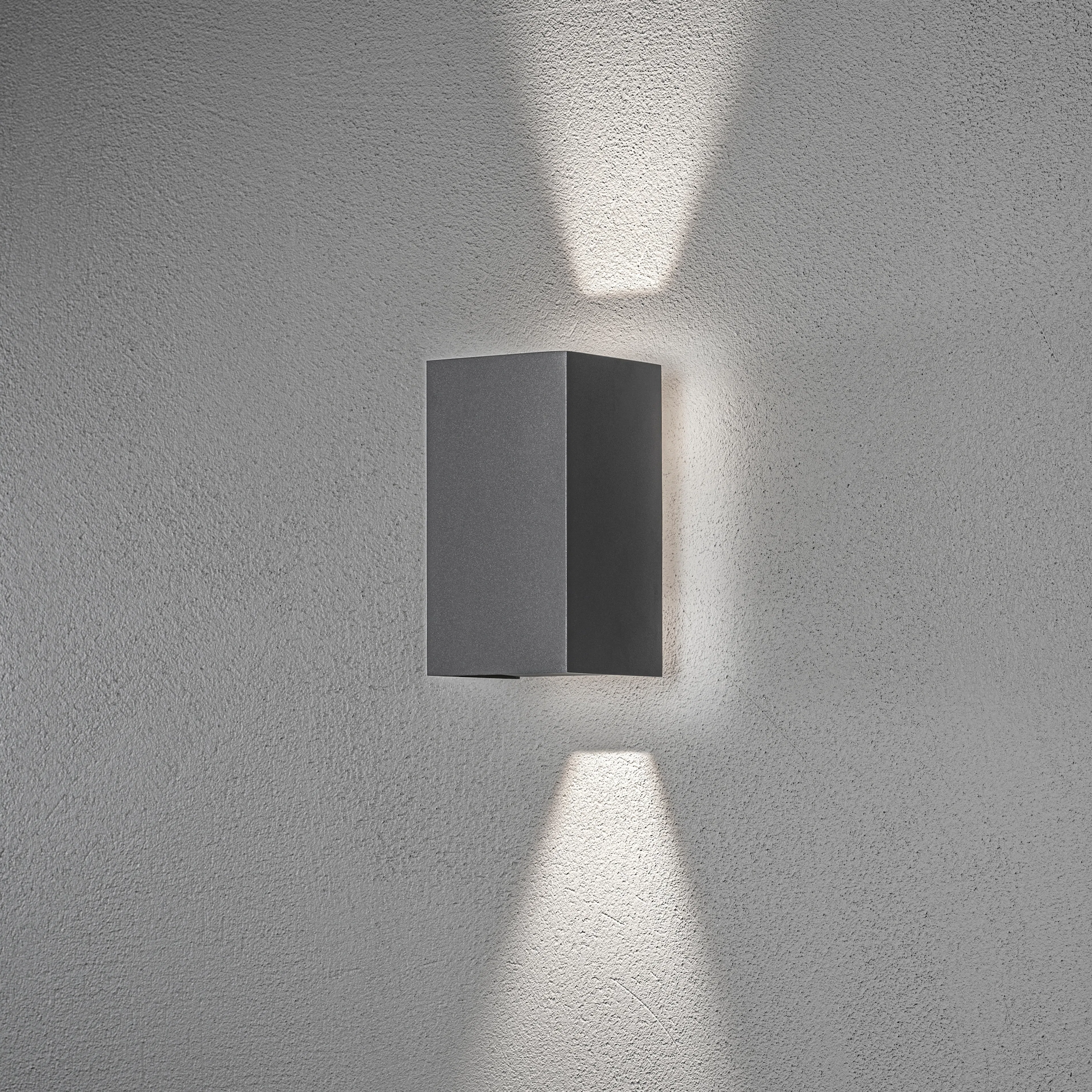 Vägglykta Gnosjö Konstsmide Cremona Upp/Ned/Bak 3X3W High Power LED