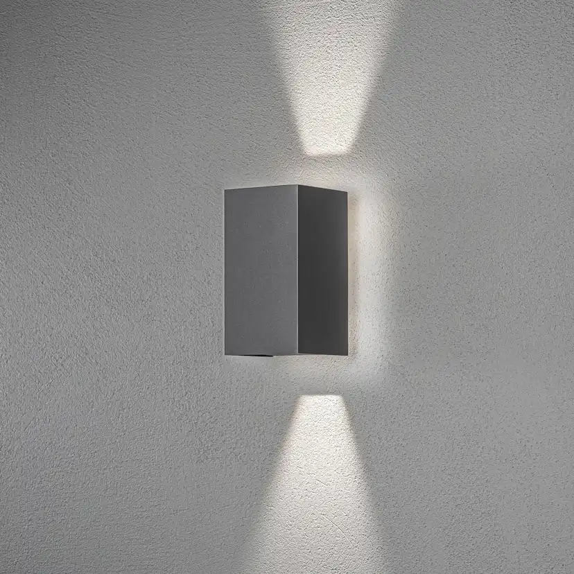 Vägglykta Gnosjö Konstsmide Cremona Upp/Ned/Bak 3X3W High Power LED