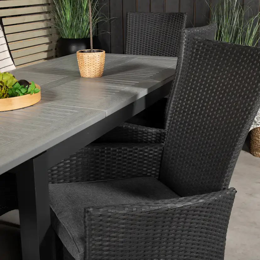 Albany Dining Table 160/240*100 - Svart Alu / Grey Aintwood+ Svart/Grå