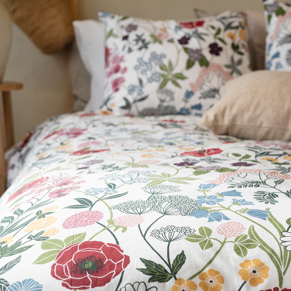 Påslakanset Borganäs of Sweden Midsommar