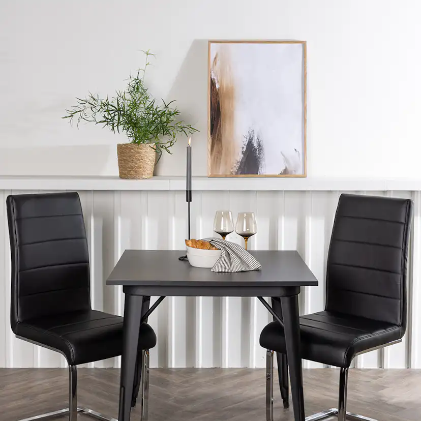 Matgrupp Venture Home Tempe med 2 st Tempo stolar