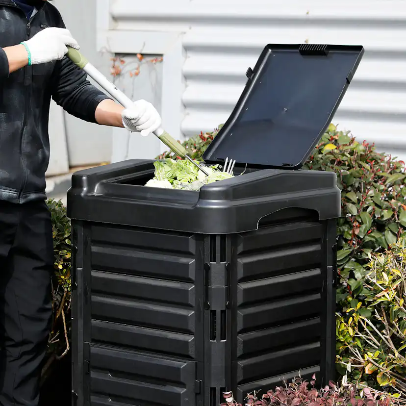 Varmkompost Lyfco 8100 med Lock 336 L