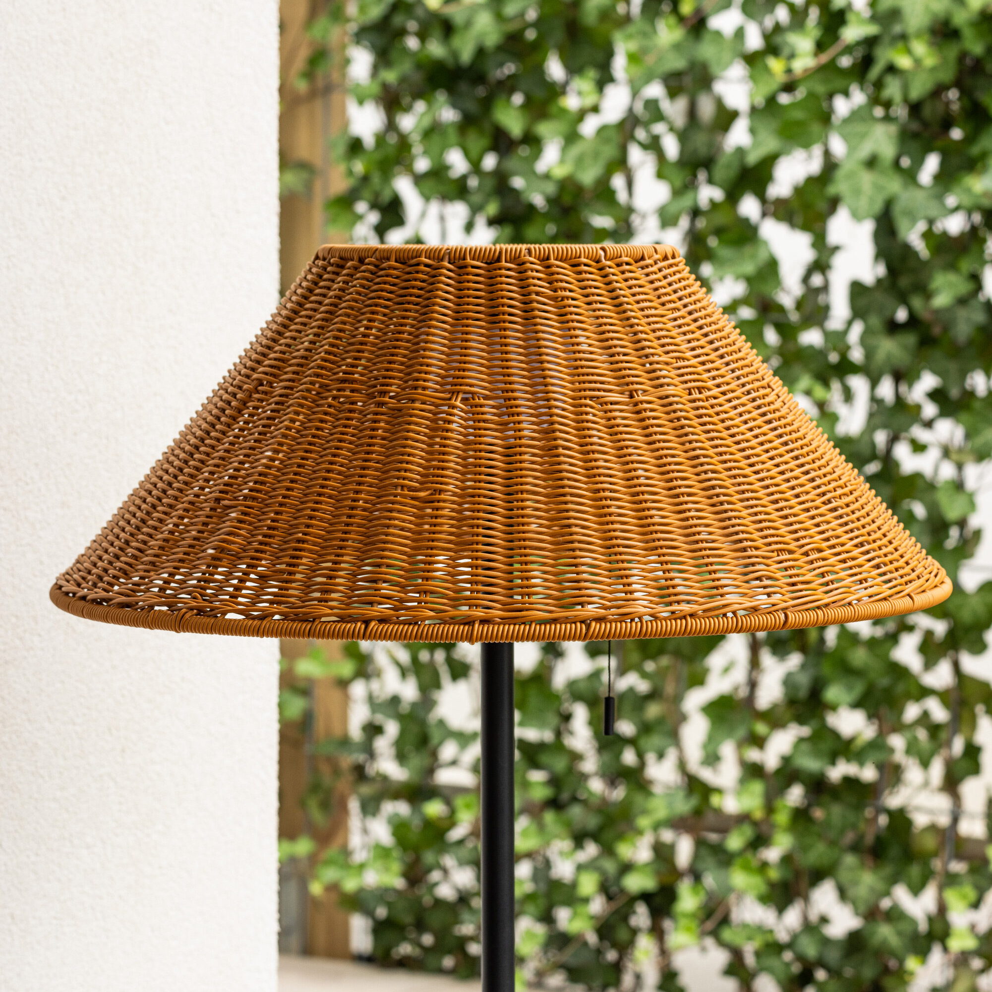 Solcellslampa Venture Home Mabis Ø60