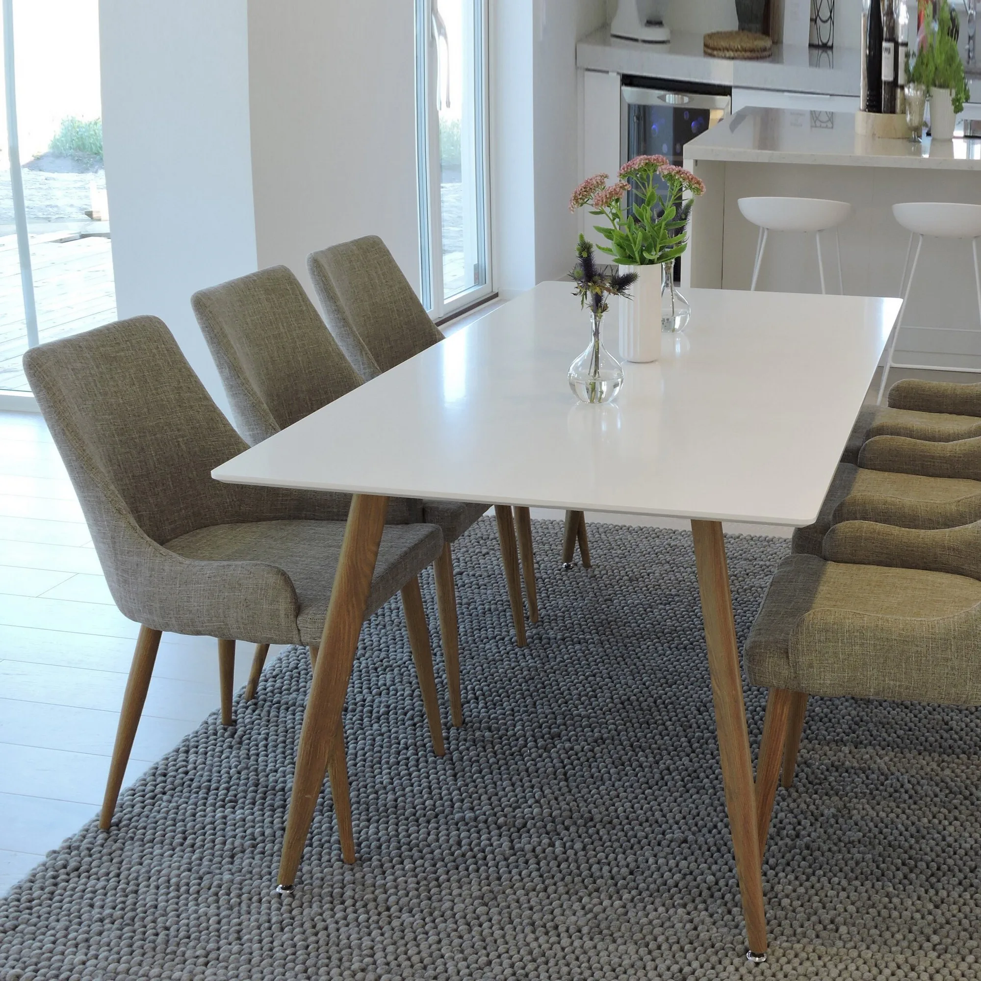 Matgrupp Venture Home Polar med 6st Plaza Stolar