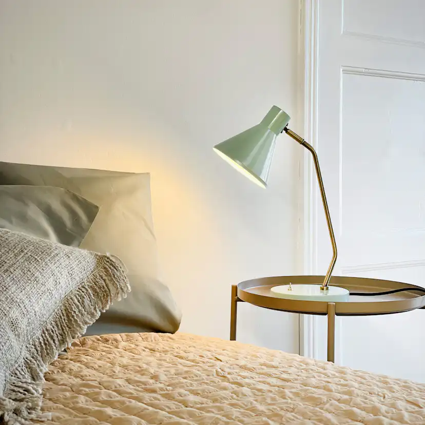 Bordslampa Dyberg Larsen Sleep