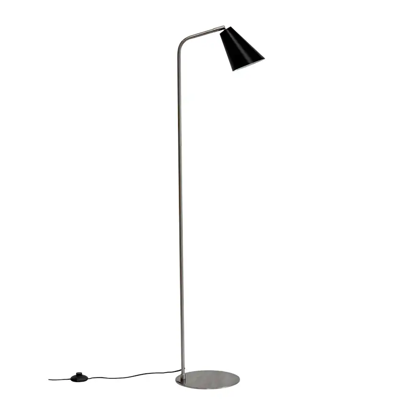 Golvlampa Dyberg Larsen Oswald