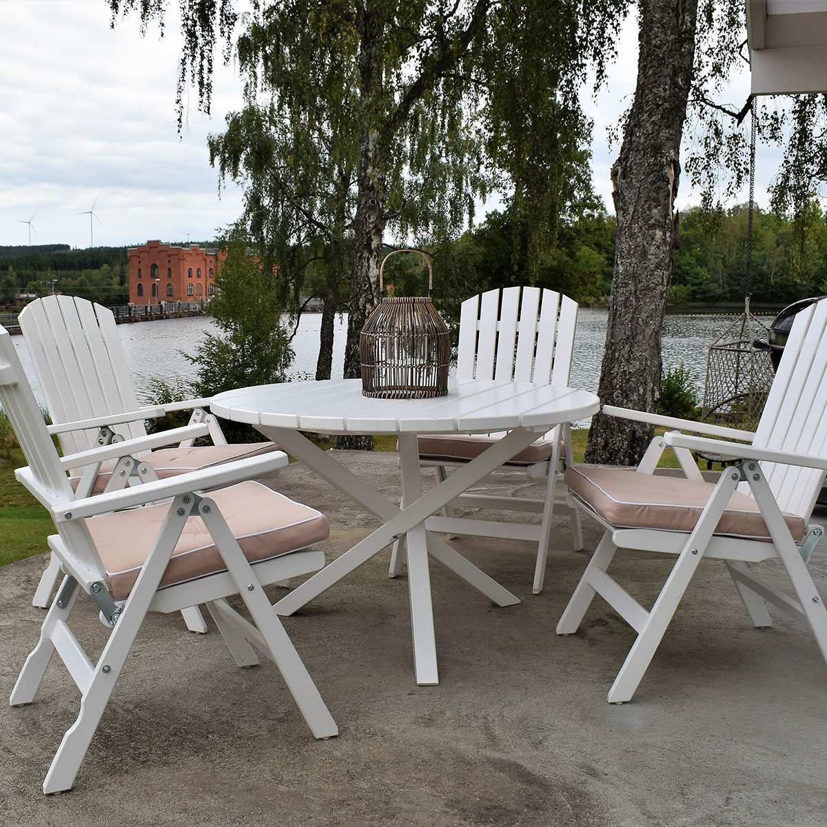 Matgrupp Baltic Garden Scottsdale Ø112 Med 4 Kungshamn Stolar