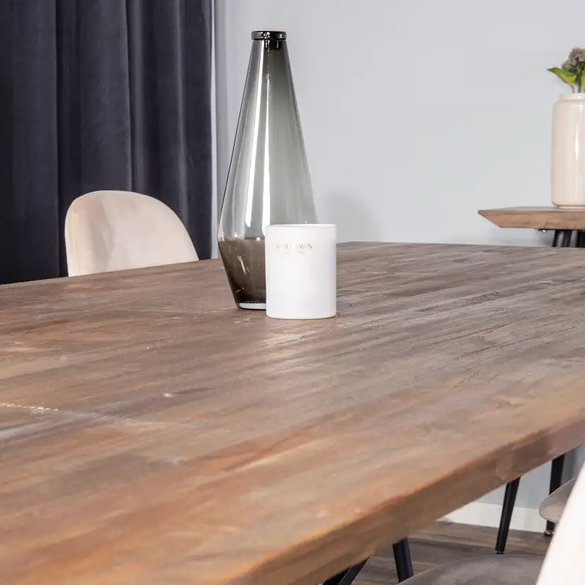 Matgrupp Venture Home Peo med 6 Pobbie Stolar Sammet