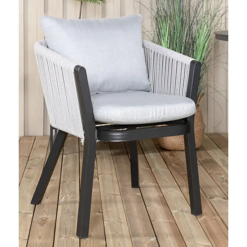 Alma Dining Table - Black Alu - ø120cm+Virya Dining Chair - Svart