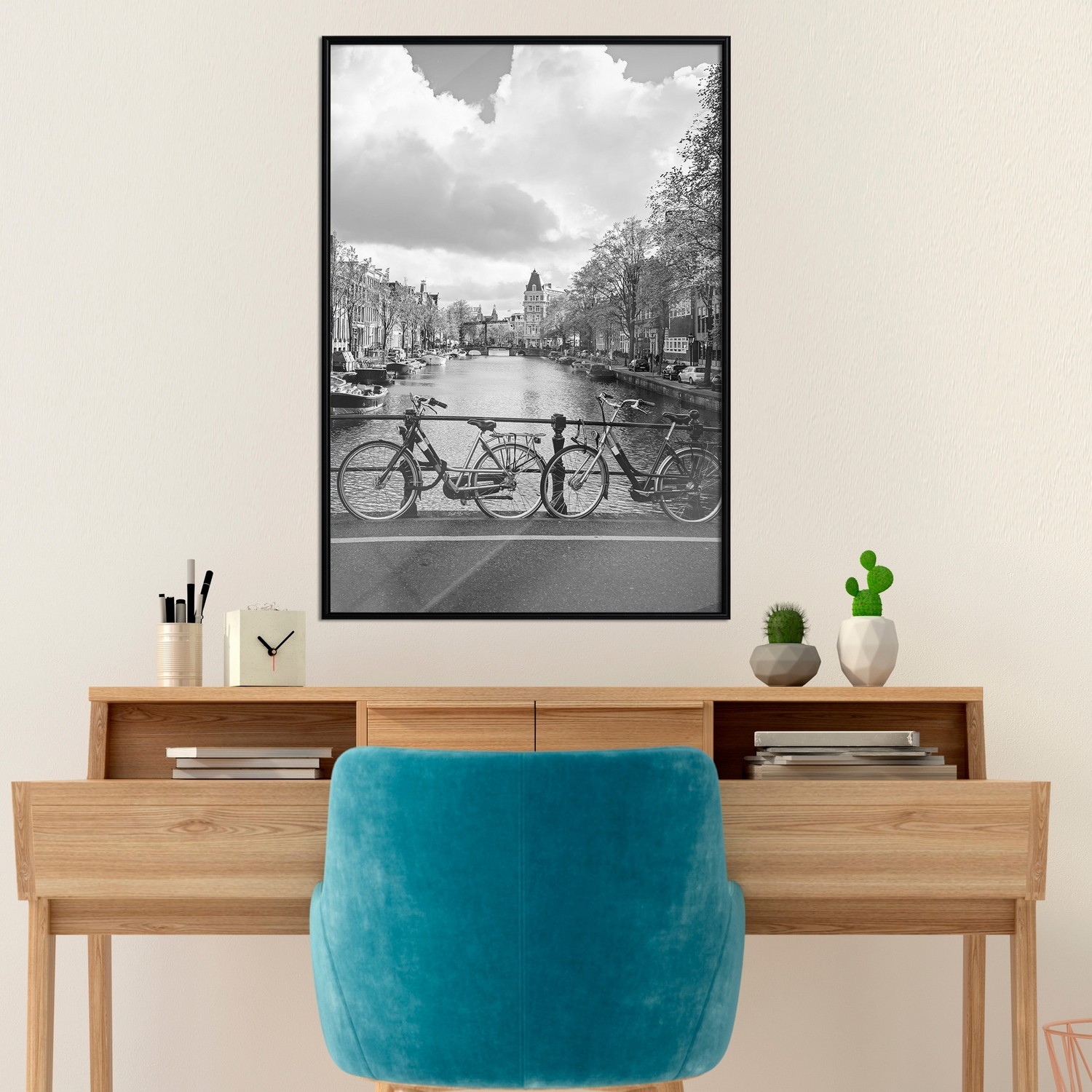 Affisch - Bikes On Bridge [Poster] 40x60 Svart ram, 40x60 cm
