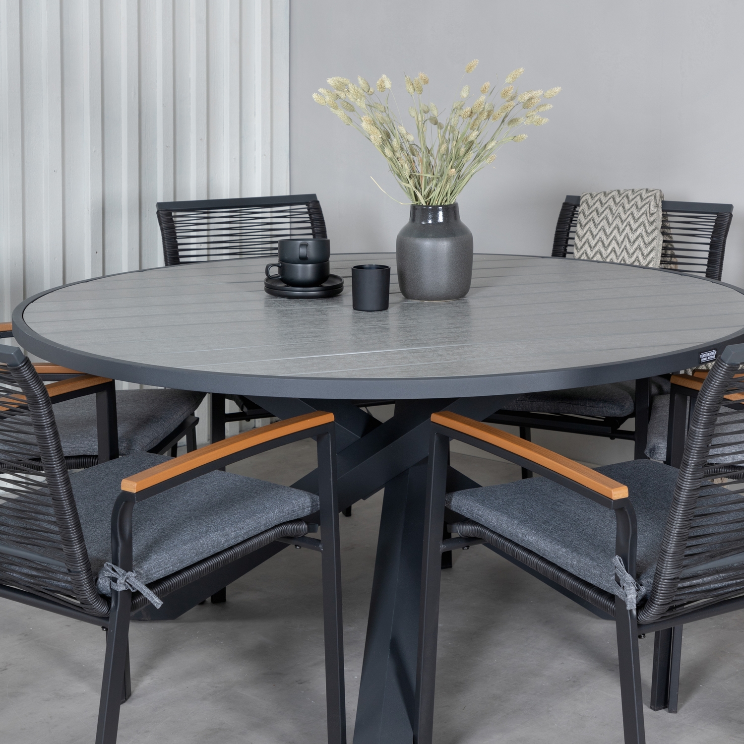 Matgrupp Utomhus Venture Home Pincy med 6 Douglas Trädgårdsstolar