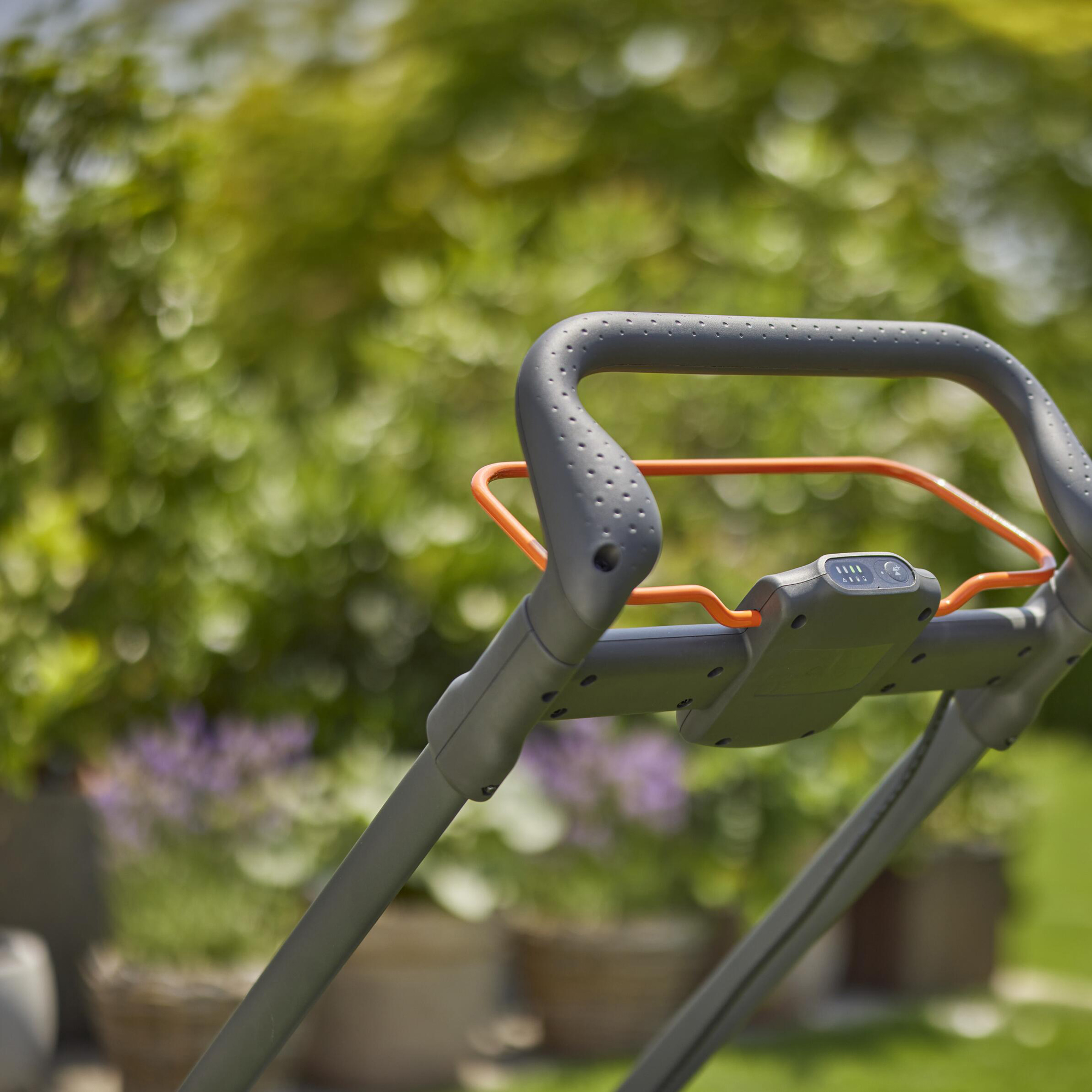Gräsklippare Gardena PowerMax Duo 46/36V Utan Batteri & Laddare
