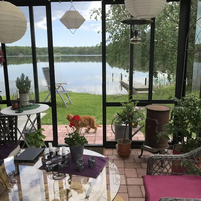 Uterum Metalcraft 10,7m² Säkerhetsglas Svart