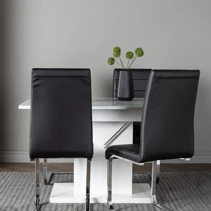 Matgrupp Venture Home Pluto med 4 Tempo Stolar