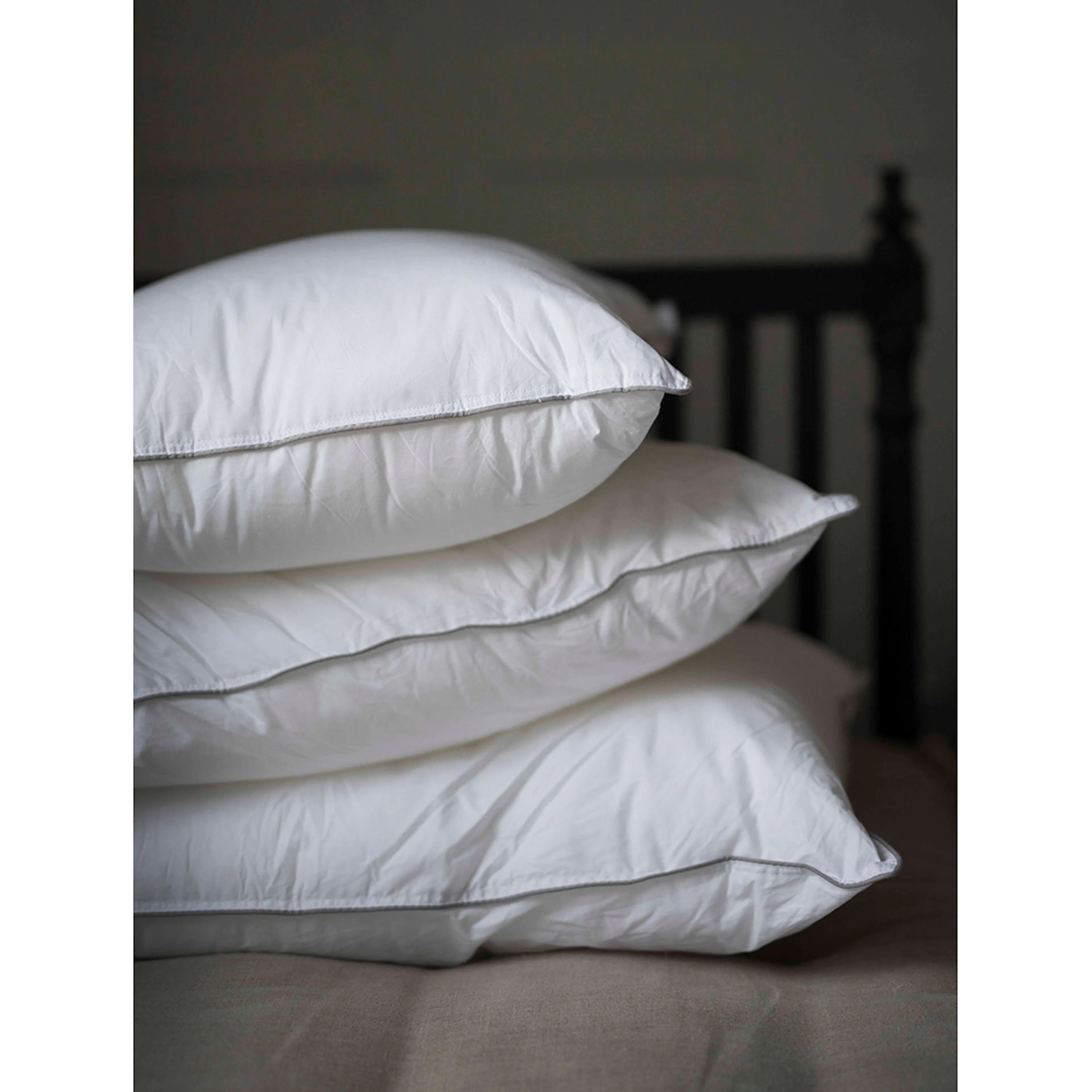 Hotellkudde Borganäs of Sweden