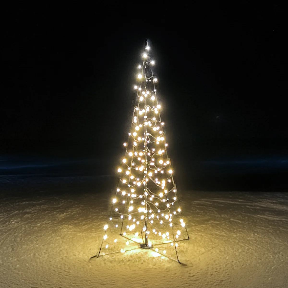 Ljusgran Fristående Glimma 1,5 m 160 LED Varmvit 1,5m, 160 ljuskällor, LED