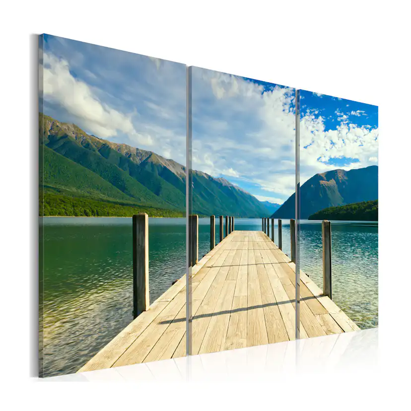 Tavla Arkiio A Pier On The Lake