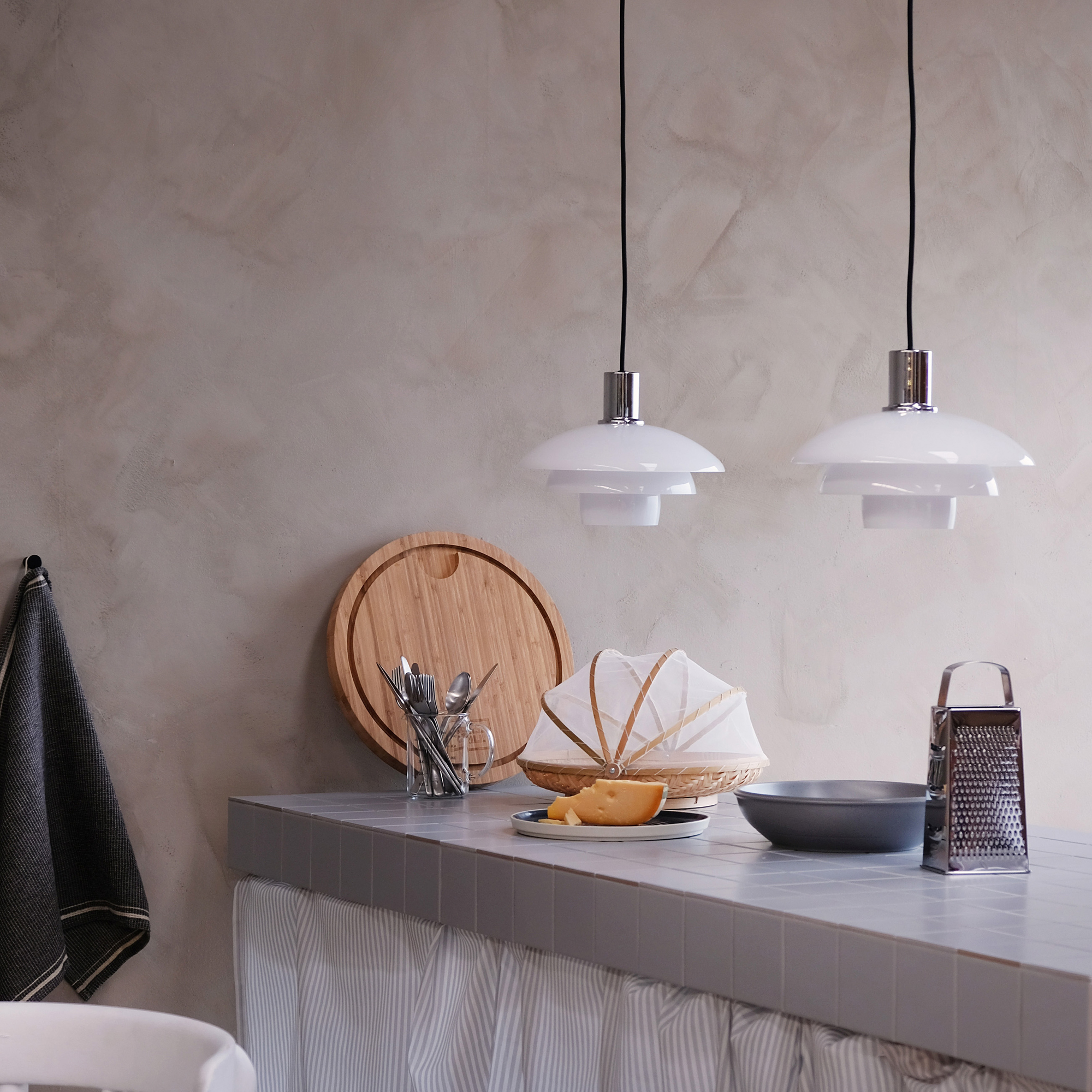 Taklampa Dyberg Larsen Morph Pendel D28