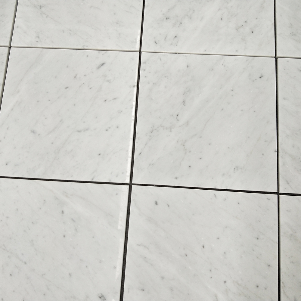 Natursten ArtStone Bianco Carrara C Polerad 30x30 cm
