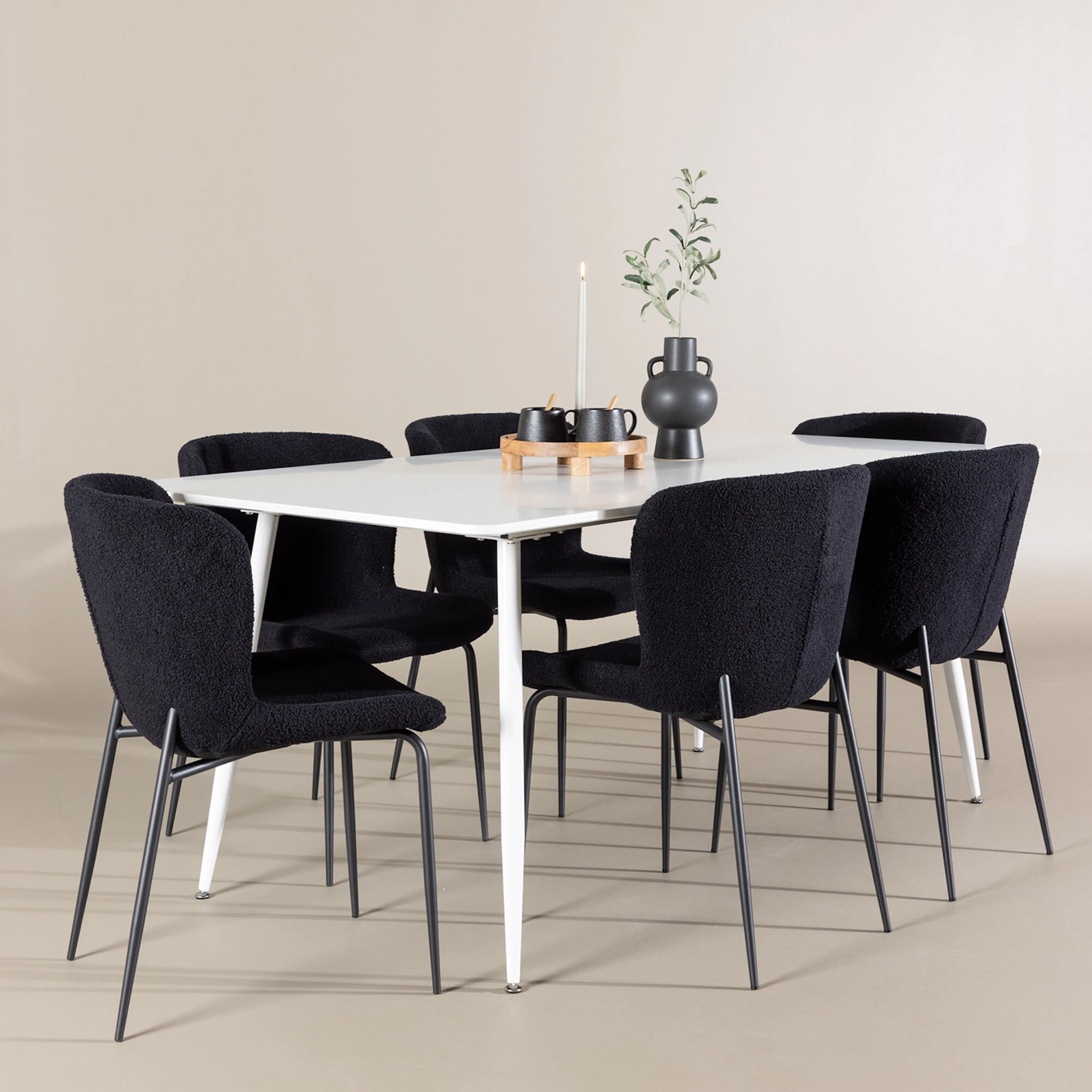 Silar Dining Table with Modesto Dining Chair Vit/Svart