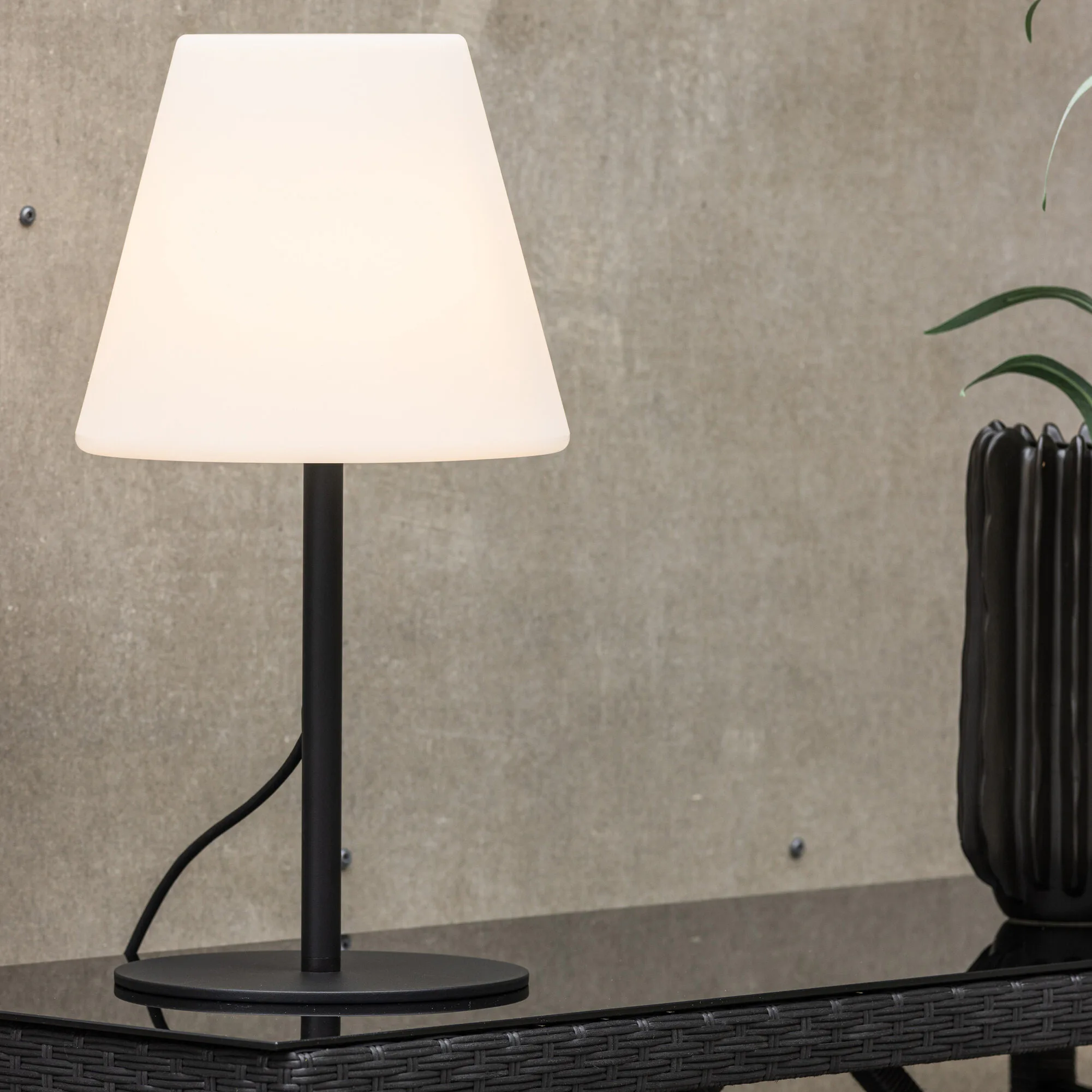 Bordslampa Venture Home Moris