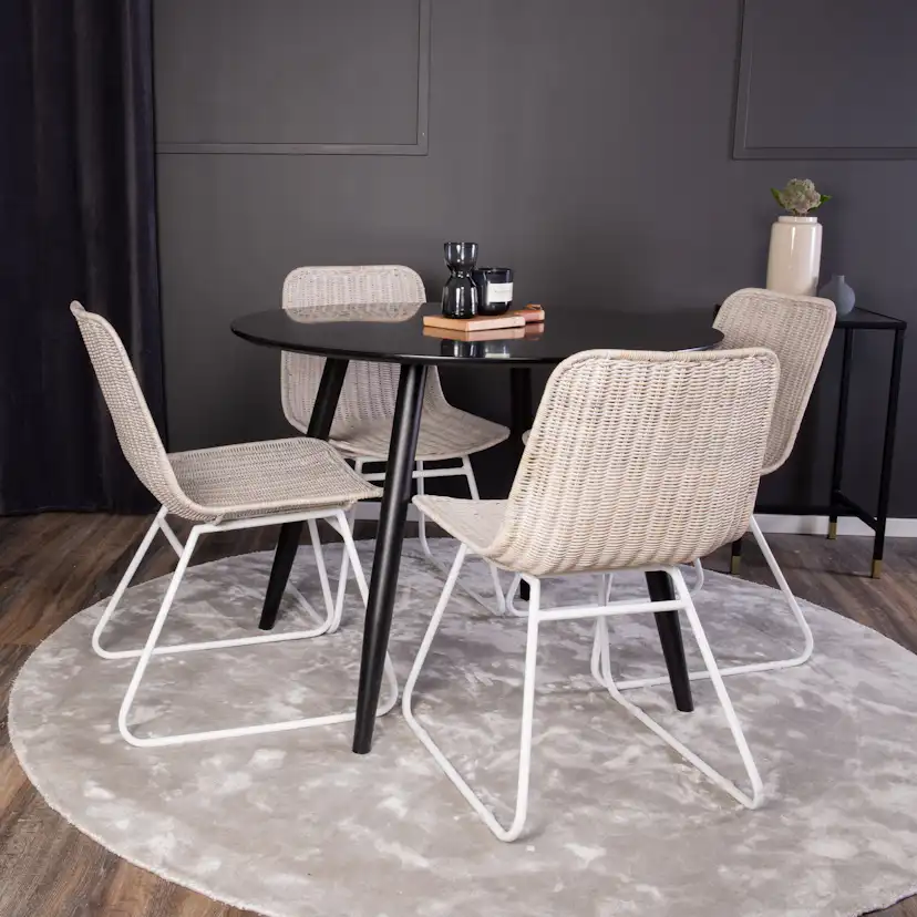 Matgrupp Venture Home Plaza med 4st Cirebon Stolar