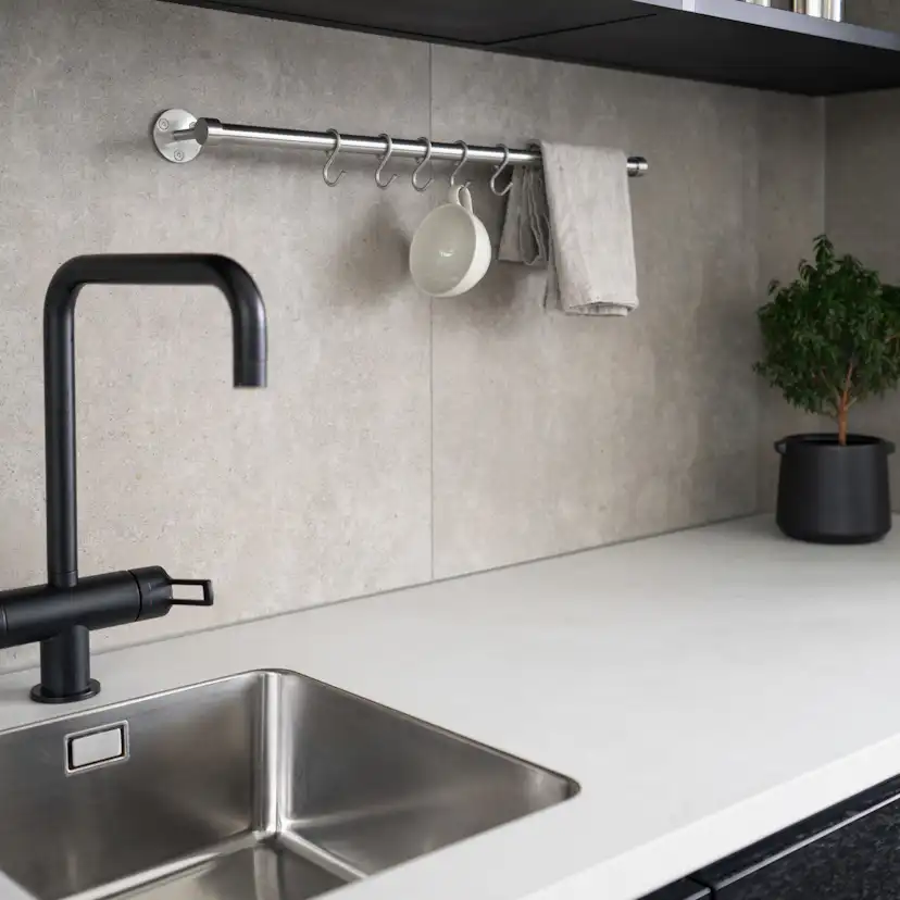Köksreling Beslag Design Aveny Komplett