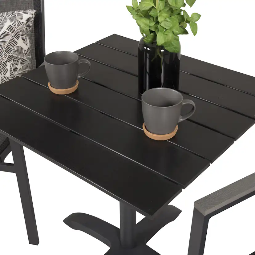 Cafégrupp Venture Home Canucks med 2 Pincy Stolar