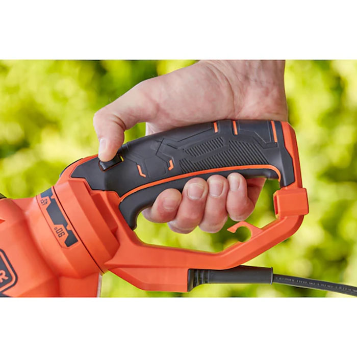 Häcksax Black & Decker BEHTS551 650W 60Cm