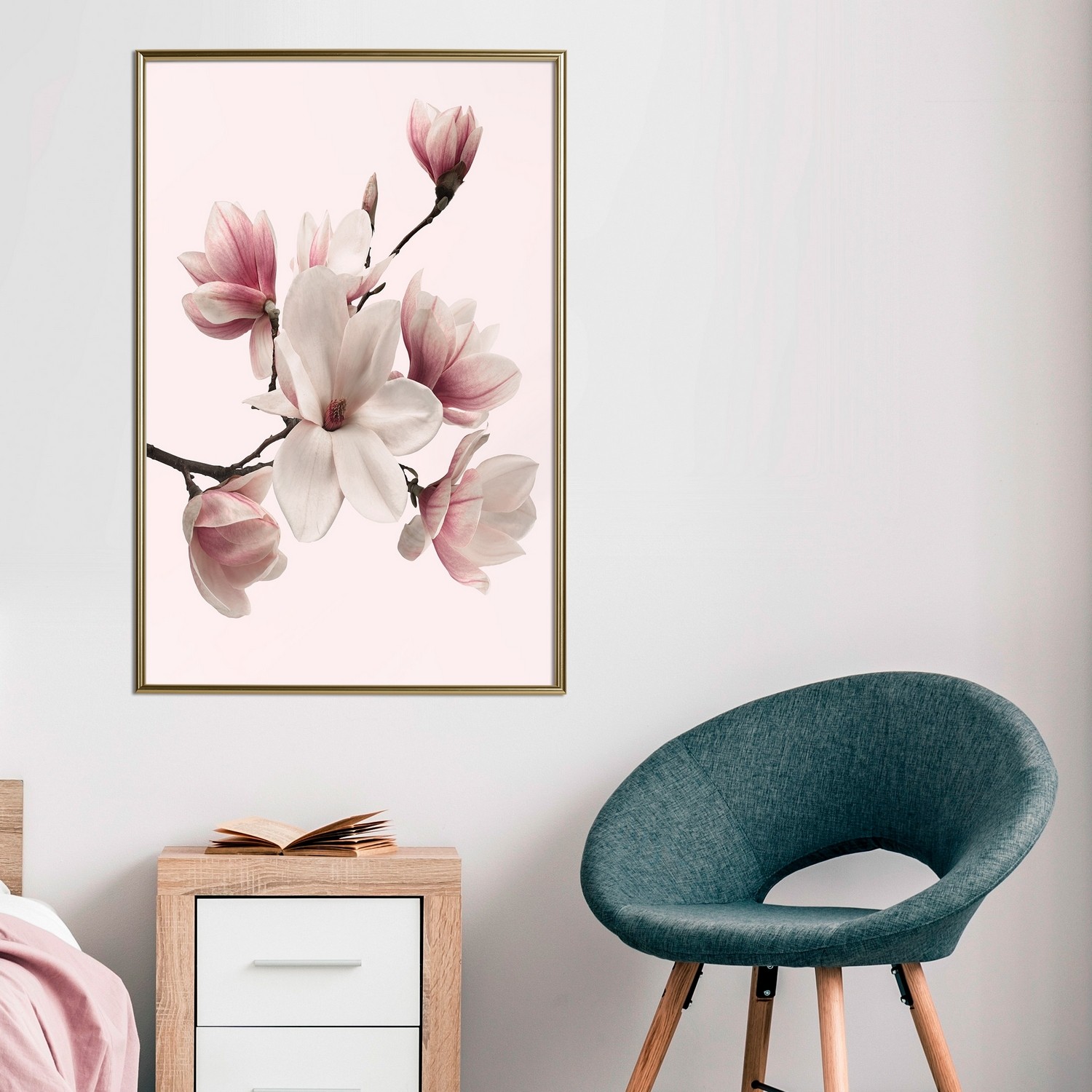 Affisch - Delicate Magnolias [Poster] 40x60 Guld ram, 40x60 cm