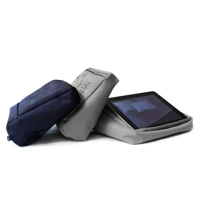 Tabletpillow HitechföriPad/tablet PC Svart/Svart27x9,5x22 cm Färg: Svart/Svart