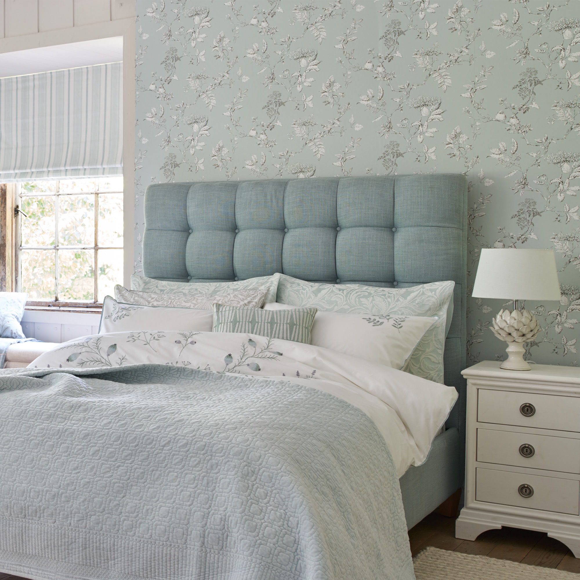 Tapet Laura Ashley Elderwood Enteneier Blå
