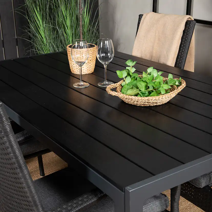 Matgrupp Utomhus Venture Home Bront 150 med 4 Asta Trädgårdsstolar