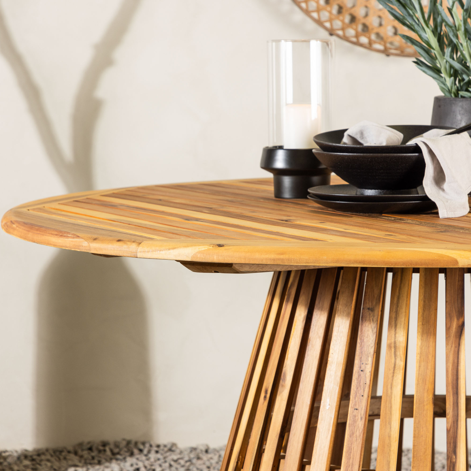 Trädgårdsbord Comfort Garden Lakenview Runt Matbord Utomhus 150 cm