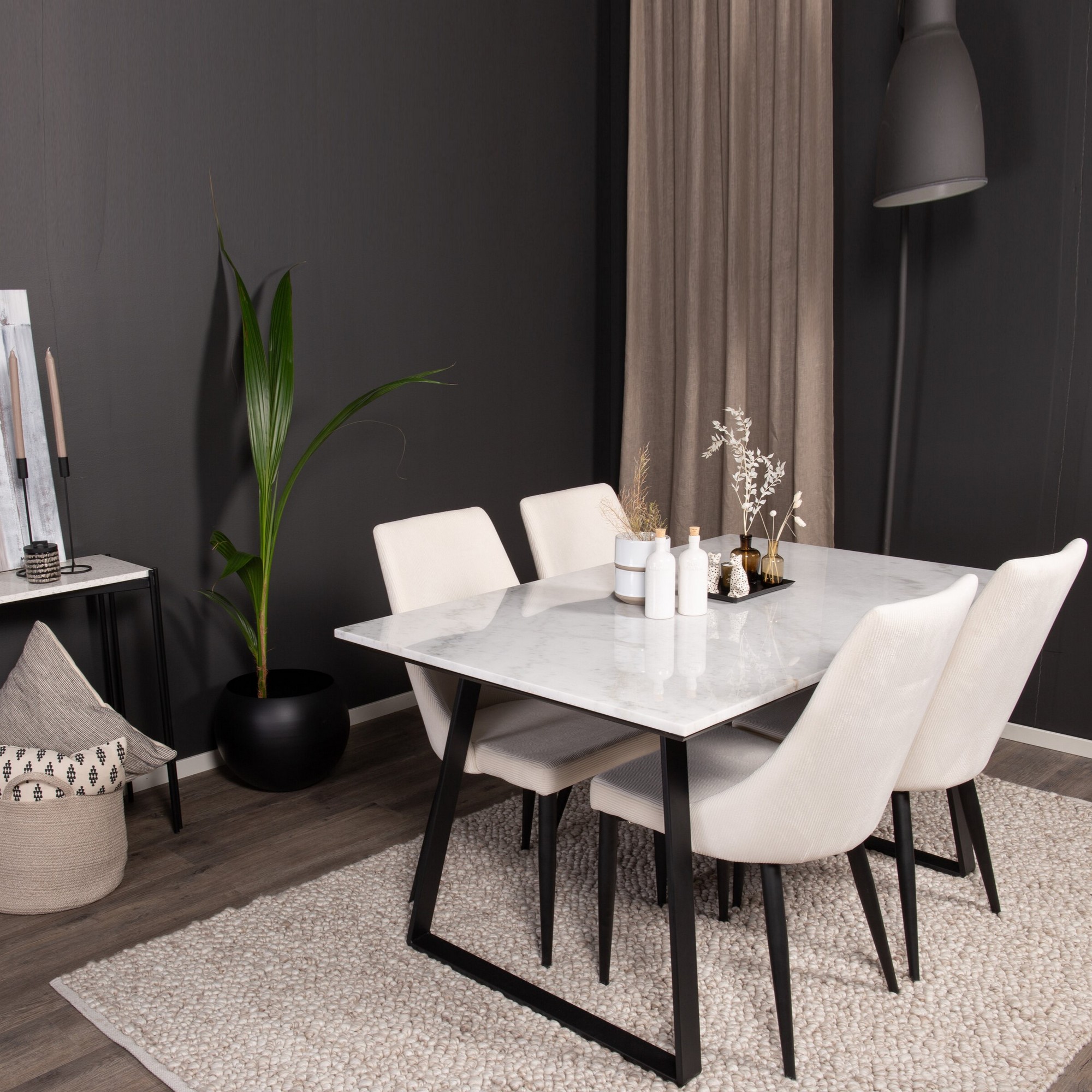 Matgrupp Venture Home Estelle med 4st Leone Stolar