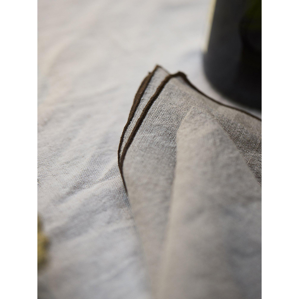 Servett Svanefors Celine