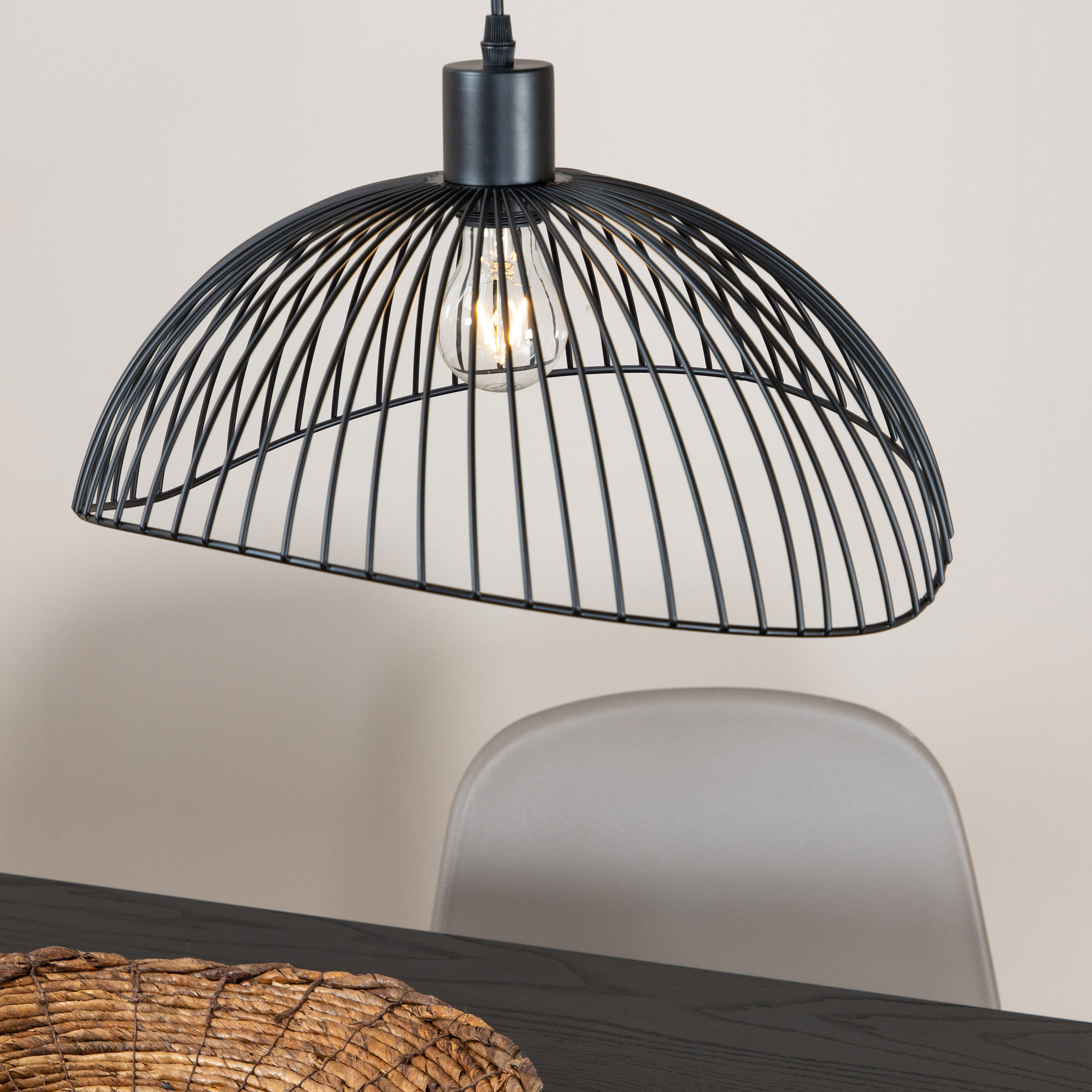 Elsa Pendant Lamp L400*W340*H220 Black BxDxH: 400x340x220 mm