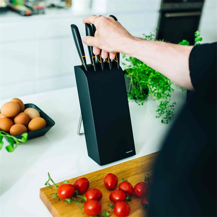 Knivblock Fiskars Edge 5 Knivar – Högkvalitativt Set i Tåligt Rostfritt Stål