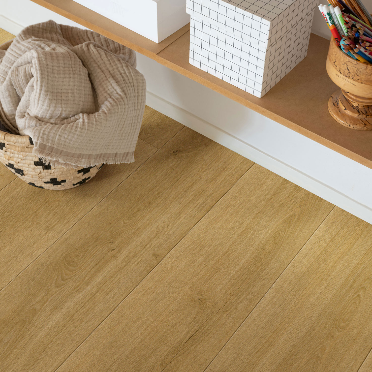Laminatgolv Pergo Lillehammer Hazelwood Oak