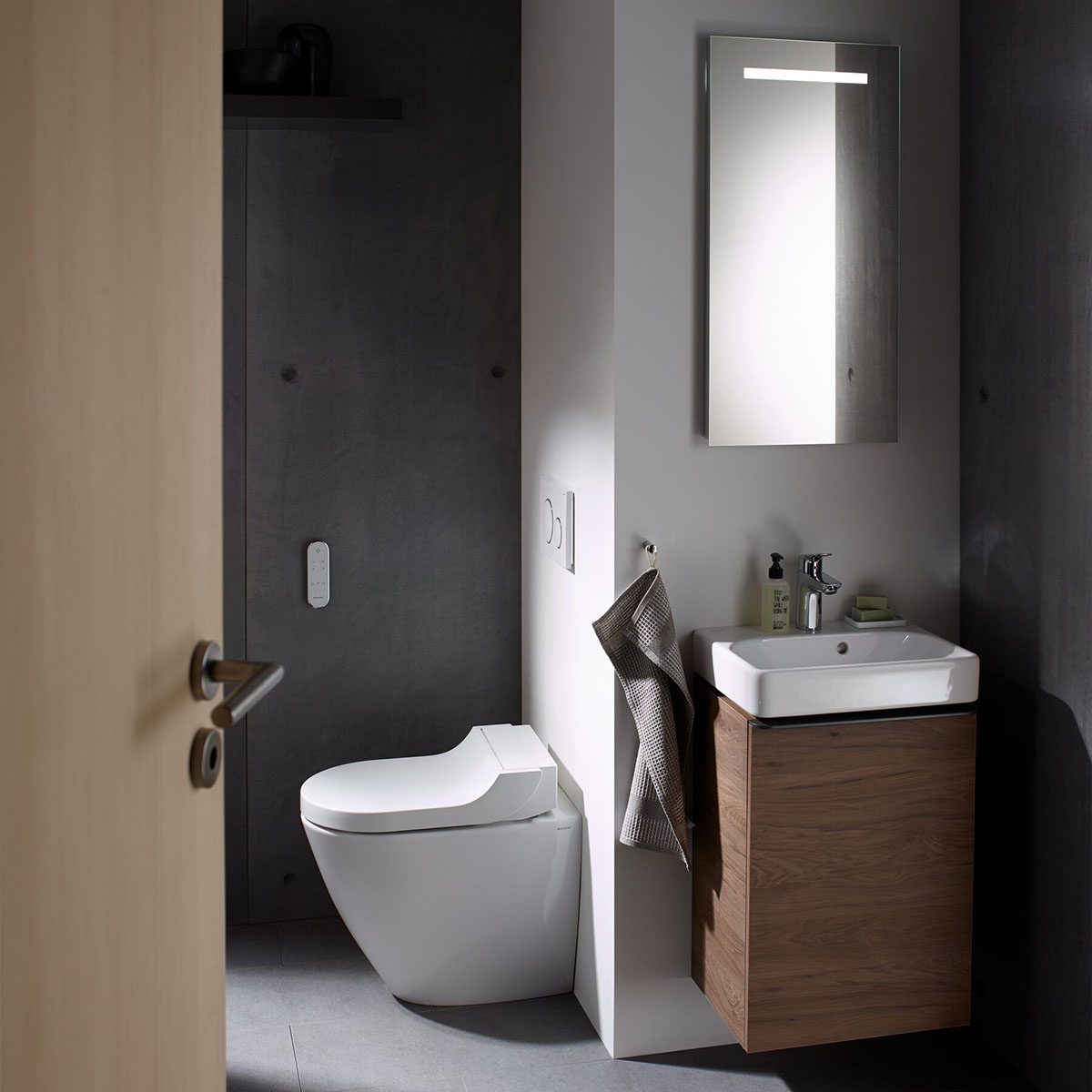 Aquaclean Tuma Comfort golvstående duschtoalett vit Vit