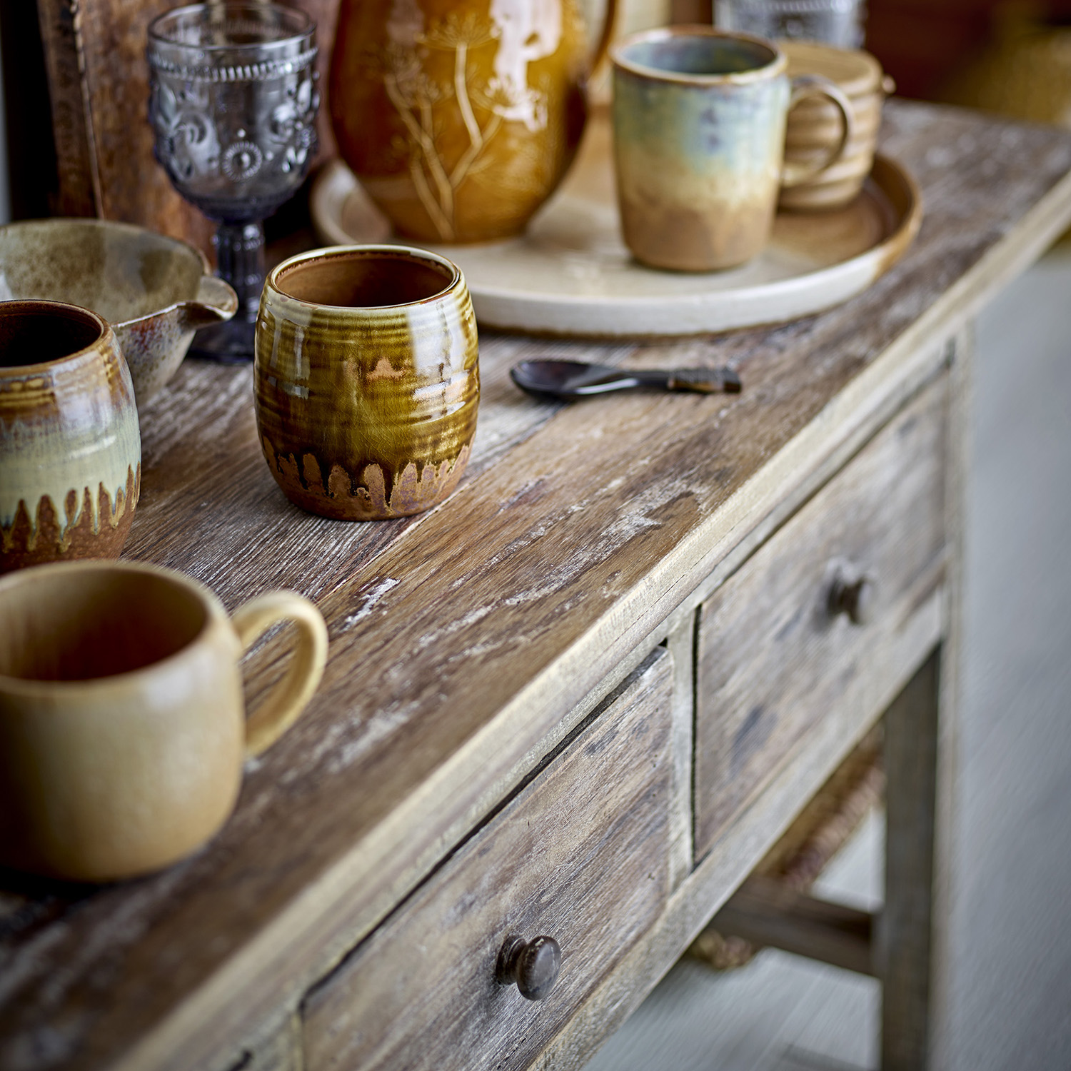 Sidobord Bloomingville Camden