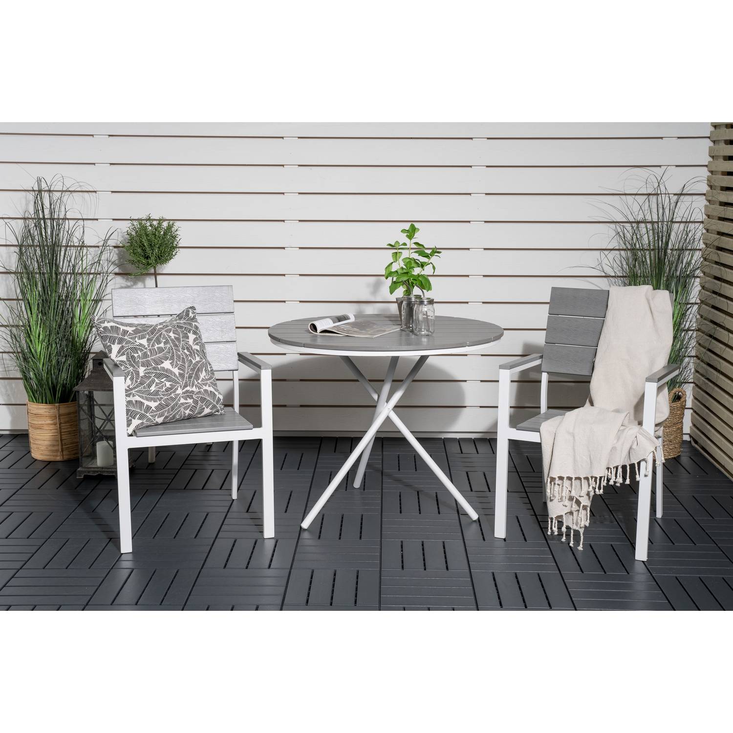Cafégrupp Venture Home Parma Caféset Rund Ø90 cm med 2 Levels Stolar