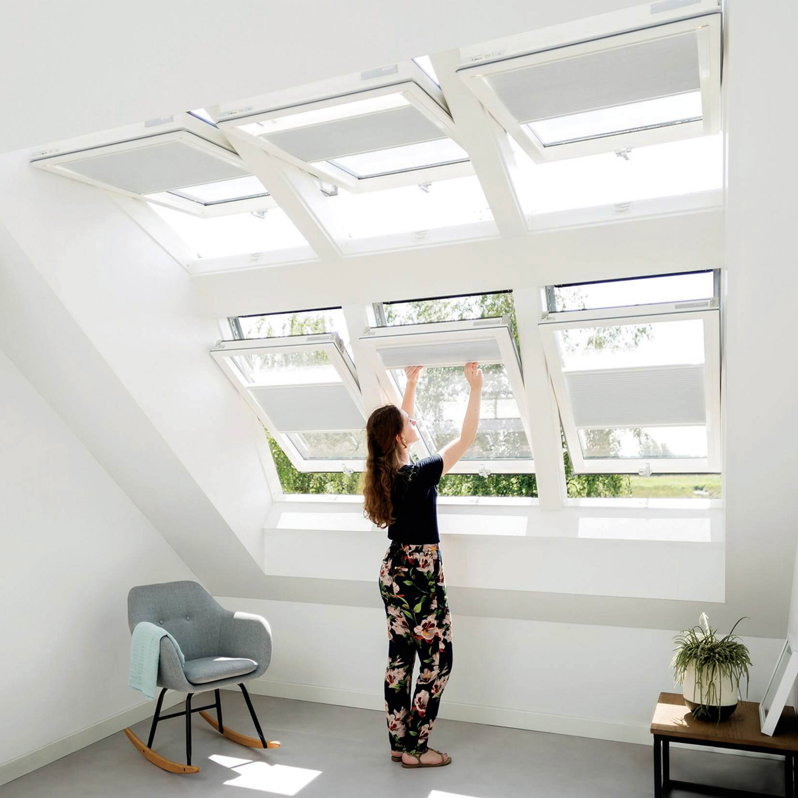 Takfönster Fakro Pivåhängt 3-Glas Lagerfört