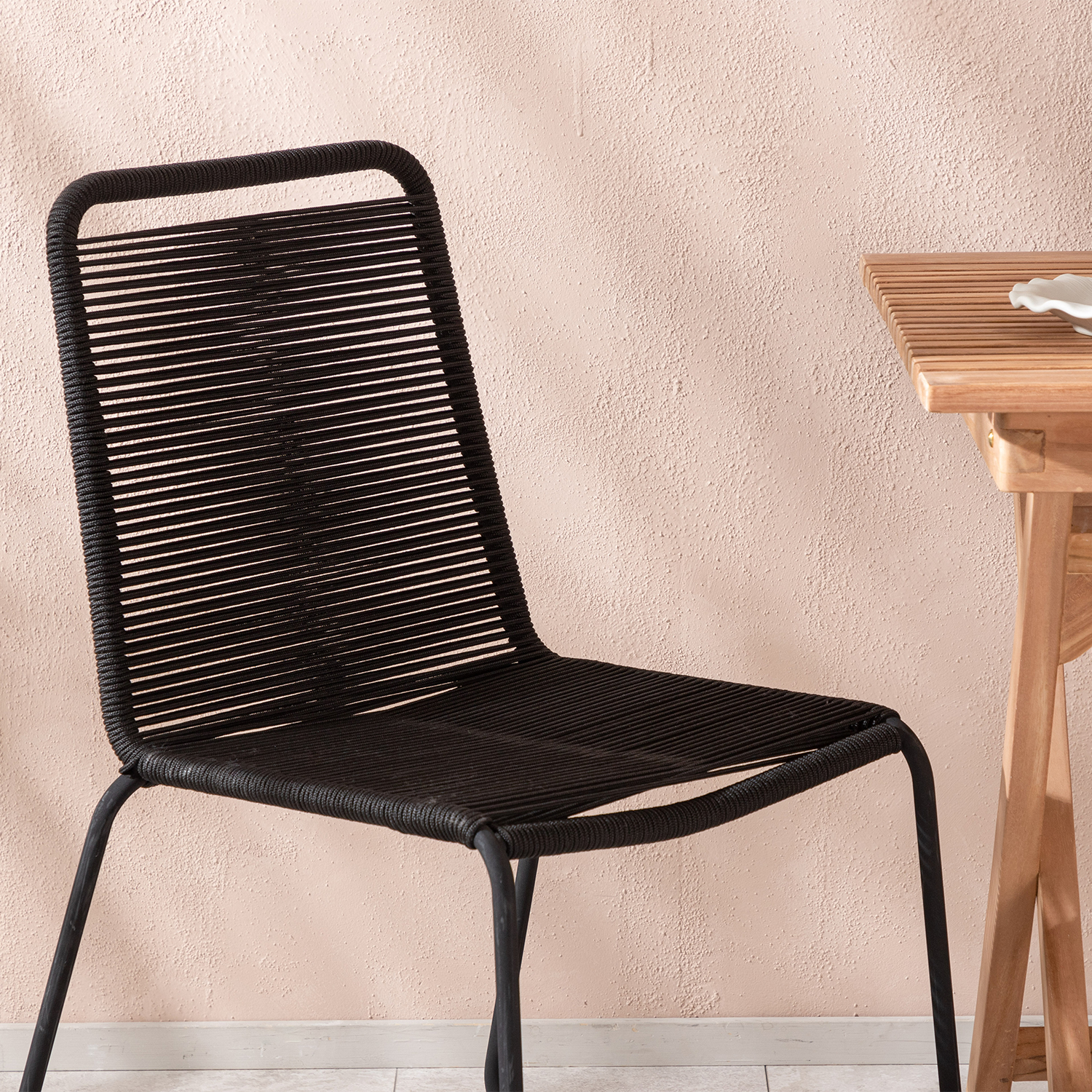 Matgrupp Utomhus Venture Home Ghana Teak 70x70 cm med 2 Lindos StapelTrädgårdsstolar