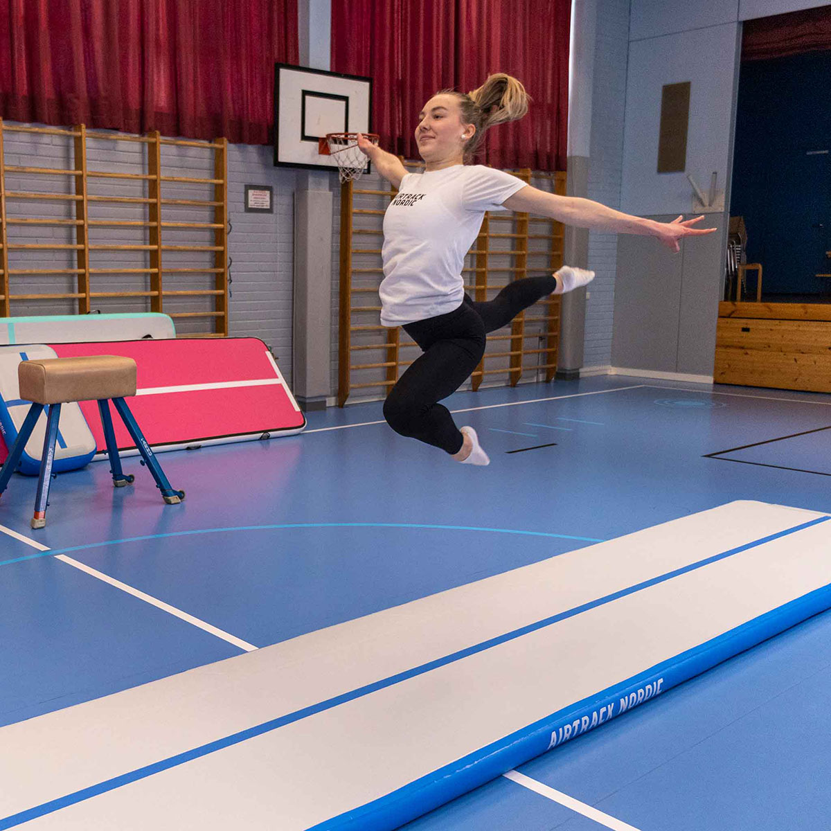 Airtrack Nordic Standard luftvoltbana Blå 700 cm Blå, L: 700 cm