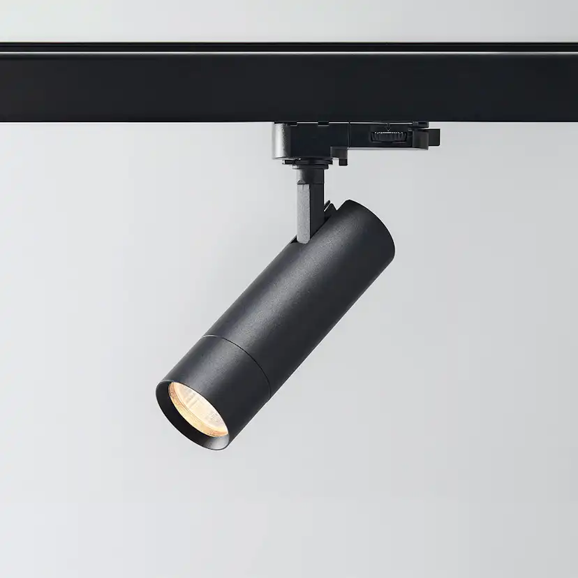 SPOTL 5,4W 390LM 27/3K 36° SV OPTIC TRACK XXS 3-FAS Svart